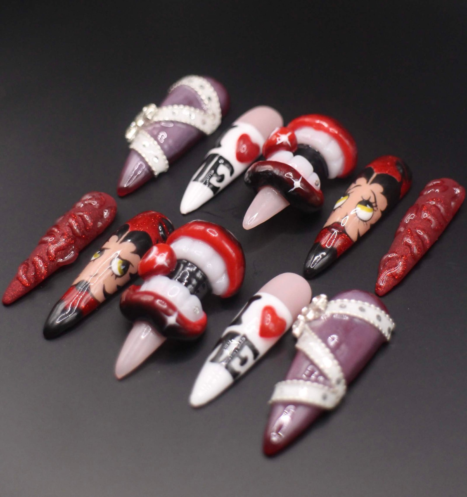 Detailed Design Custom Set